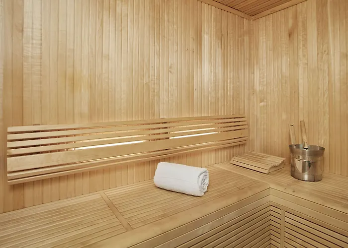 Hilton Garden Frankfurt Airport Otel 4*