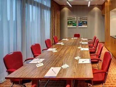 Hilton Garden Frankfurt Airport Otel