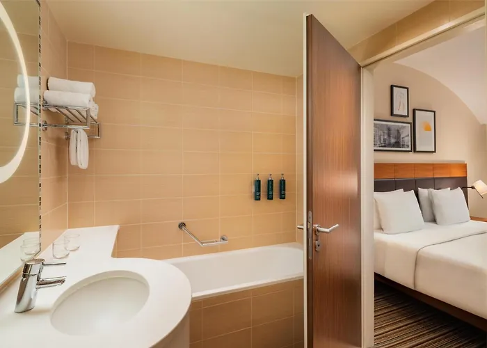 Hilton Garden Frankfurt Airport Otel