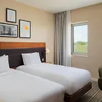 מלון Hilton Garden Frankfurt Airport 4*