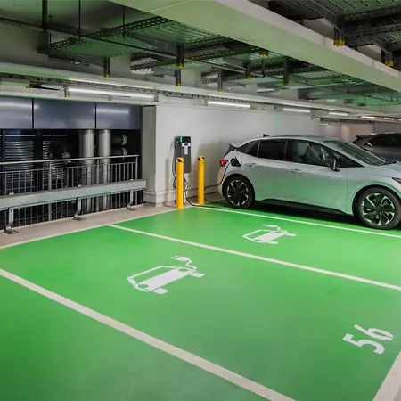 Hilton Garden Frankfurt Airport 4*