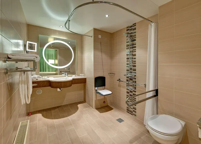 Hilton Garden Frankfurt Airport Hotel 4*